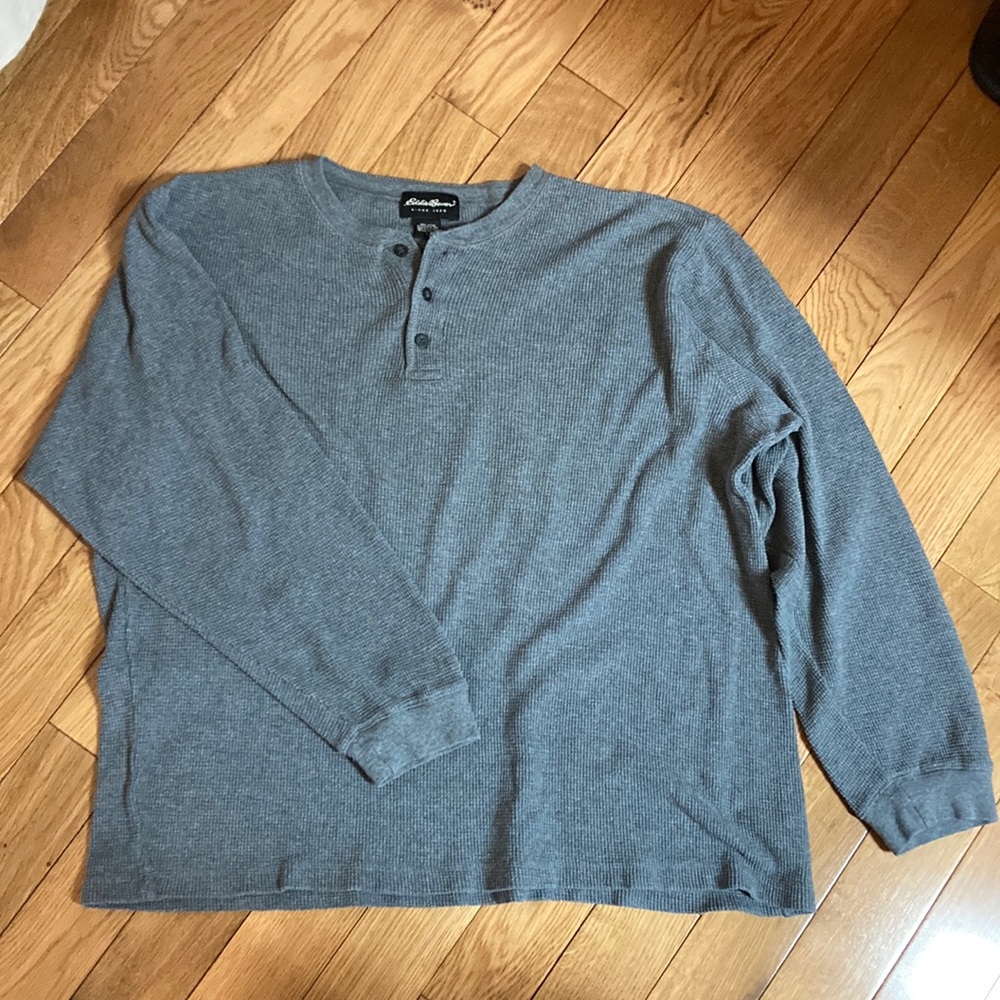 Mens Eddie Bauer grey thermal knit Henley
